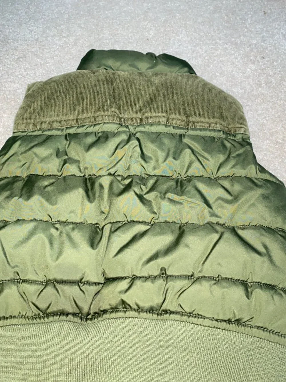 Baby Gap Size 2T Puffer Vest Perfect for Car Seats
